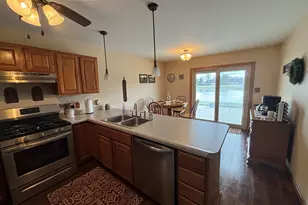 1699 Lincoln St, Hobart, IN 46342 - Photo 9