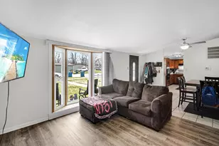 1342 Greenwood Ave, Dyer, IN 46311 - Photo 3