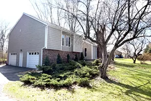 1587 N Rustic Dr, La Porte, IN 46350 - Photo 7