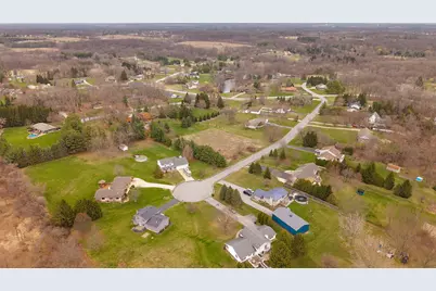 427 Rolling Meadow Drive, Valparaiso, IN 46385 - Photo 5