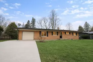 108 Meadowlark Ln, La Porte, IN 46350 - Photo 3
