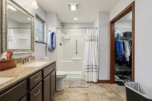 3801 Westbridge Dr, Valparaiso, IN 46383 - Photo 17