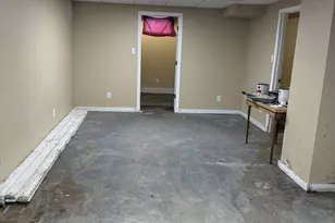 833 Fillmore St, Gary, IN 46402 - Photo 9