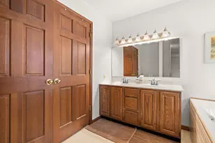 218 Woodsview St, Michigan City, IN 46360 - Photo 15