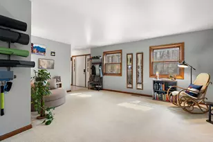 218 Woodsview St, Michigan City, IN 46360 - Photo 3