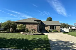 10446 W Magoun Dr, Saint John, IN 46373 - Photo 1