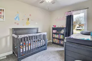 1705 E 33rd Pl, Hobart, IN 46342 - Photo 13