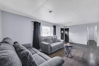 1639 174th Street, Hammond, IN 46324 - Photo 5