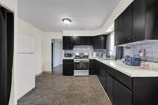 1639 174th St, Hammond, IN 46324 - Photo 3