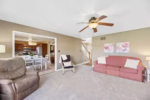 529 Windridge Dr, Chesterton, IN 46304 - Photo 7