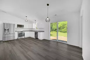 301 Malvern Rd, Kingsford Heights, IN 46346 - Photo 5