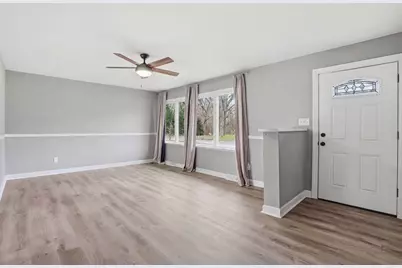 5035 Roosevelt Place, Gary, IN 46408 - Photo 3