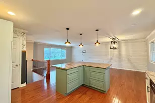 3063 Parkwood Pl, Crown Point, IN 46307 - Photo 7