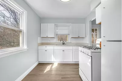 423 176th Court, Hammond, IN 46324 - Photo 5