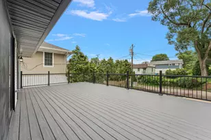 1133 Putnam St, Gary, IN 46403 - Photo 5