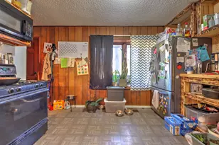 1407 J St, La Porte, IN 46350 - Photo 5