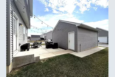 2482 W 127th Lane, Crown Point, IN 46307 - Photo 15