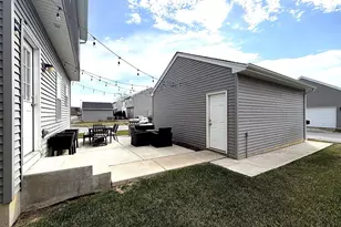 2482 W 127th Ln, Crown Point, IN 46307 - Photo 15