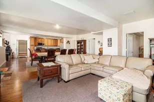 9011 Park Valley Ct, Hobart, IN 46342 - Photo 25