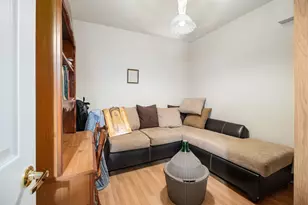 9011 Park Valley Ct, Hobart, IN 46342 - Photo 27