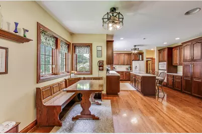 273 Bridlewood Lane, Valparaiso, IN 46385 - Photo 5