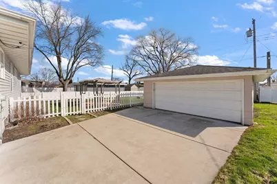 947 N Wood Street, Griffith, IN 46319 - Photo 21