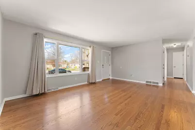 947 N Wood Street, Griffith, IN 46319 - Photo 5