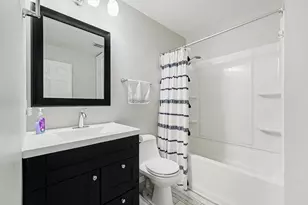 121 N West St, Crown Point, IN 46307 - Photo 11