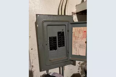 327 N Grand Boulevard, Gary, IN 46403 - Photo 5