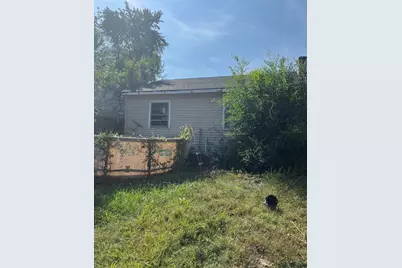 327 N Grand Boulevard, Gary, IN 46403 - Photo 7