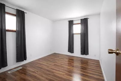 338 Southwood Drive, Michigan City, IN 46360 - Photo 7