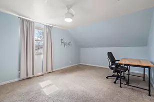 1309 Chesapeake Park Dr, Valparaiso, IN 46383 - Photo 15