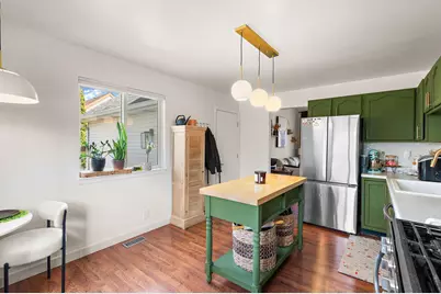 1309 Chesapeake Park Drive, Valparaiso, IN 46383 - Photo 9