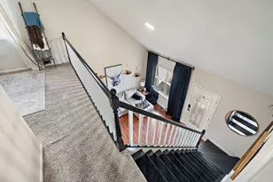 1309 Chesapeake Park Dr, Valparaiso, IN 46383 - Photo 13