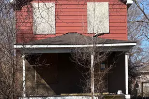 560 Kentucky St, Gary, IN 46402 - Photo 1