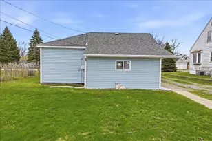 2228 S Putnam, Lake Station, IN 46405 - Photo 3