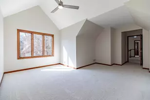 8407 Beech Ave, Munster, IN 46321 - Photo 39