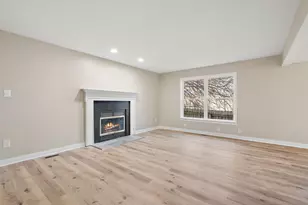 314 Hoffman Ct, Crown Point, IN 46307 - Photo 11