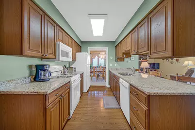 1004 Fran-Lin Parkway, Munster, IN 46321 - Photo 5