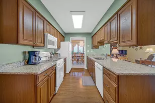 1004 Fran-lin Pkwy, Munster, IN 46321 - Photo 5