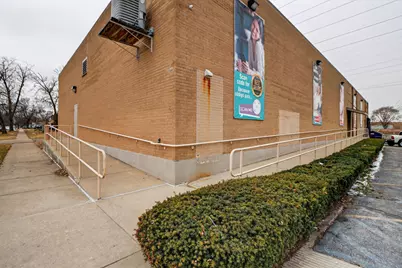 2620 E 165th Street, Hammond, IN 46323 - Photo 9