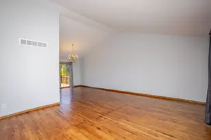 8940 Calhoun Pl, Crown Point, IN 46307 - Photo 5