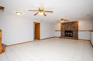 8940 Calhoun Pl, Crown Point, IN 46307 - Photo 21