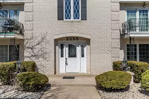 2255 Bordeaux Walk, Highland, IN 46322 - Photo 3