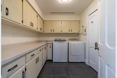 2255 Bordeaux Walk #B1, Highland, IN 46322 - Photo 47