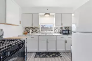 6611 Arkansas Ave, Hammond, IN 46323 - Photo 11