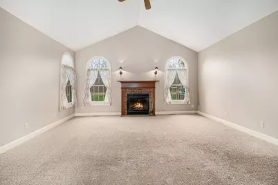 365 Newton Lane, Valparaiso, IN 46383 - Photo 5