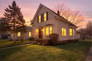 302 Bond St, La Porte, IN 46350 - Photo 1