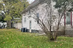 302 Bond St, La Porte, IN 46350 - Photo 29