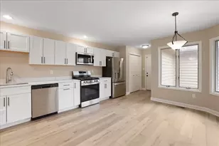 948 Cornwallis Ln, Munster, IN 46321 - Photo 13